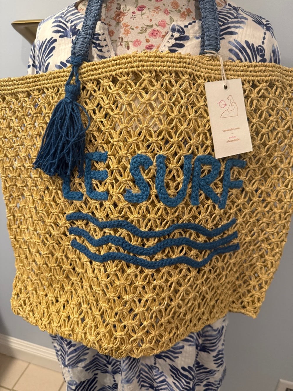 J. Jill White and Blue Printed dress with pockets. Included beach bag and hat - Picture 2 of 5